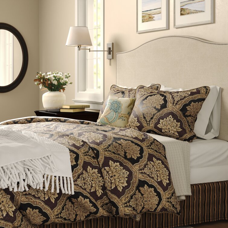 Blissfield Polyester Chenille Comforter Set